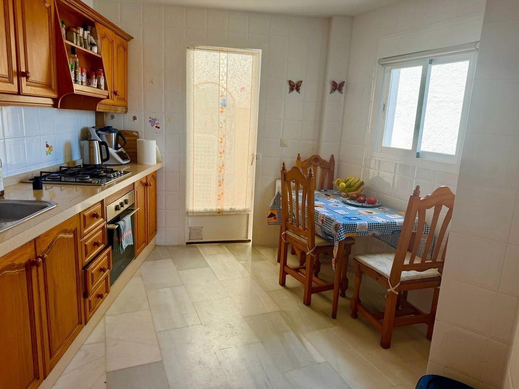 2 bedroom Villa for sale in Almunecar with pool garage - € 598,000 (Ref: 9855212)