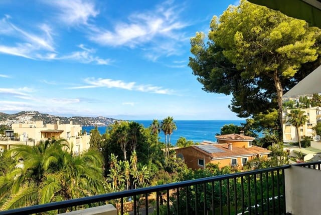 2 bedroom Penthouse for sale in La Herradura, Almuñécar with pool garage - € 295,000 (Ref: 9973302)