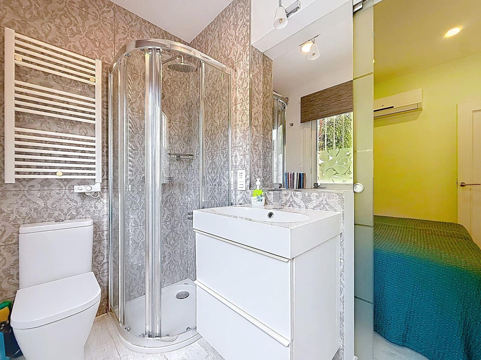 Ático de 2 habitaciones en La Herradura en venta con piscina garaje - 295.000 € (Ref: 9973302)