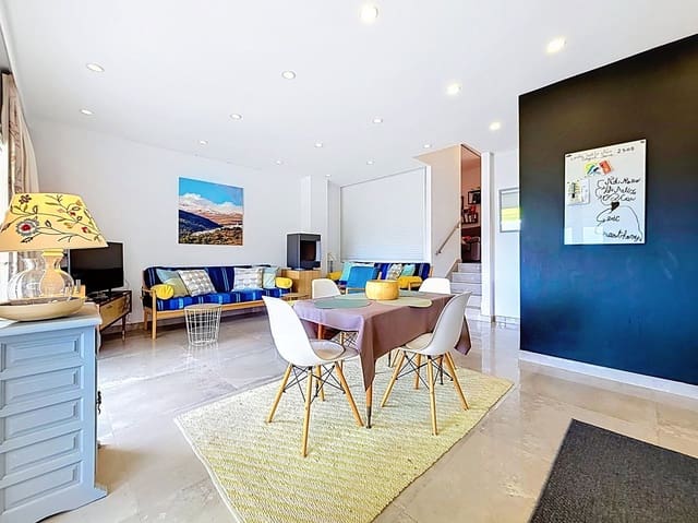 2 sovrum Takvåning till salu i La Herradura, Almuñécar med pool garage - 295 000 € (Ref: 9973302)