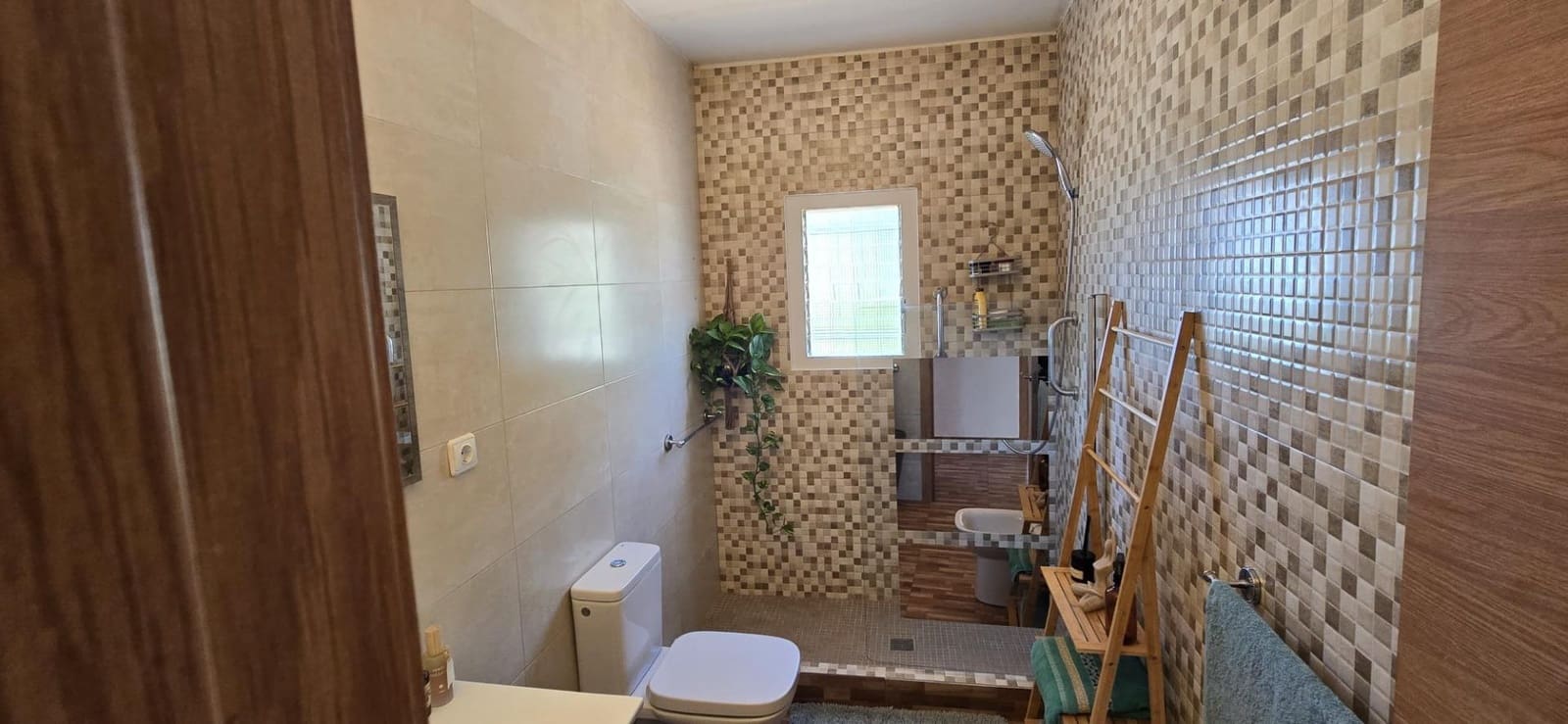 4 sypialnia Willa na sprzedaż w Villar del Arzobispo z basenem - 213 000 € (Ref: 10081252)