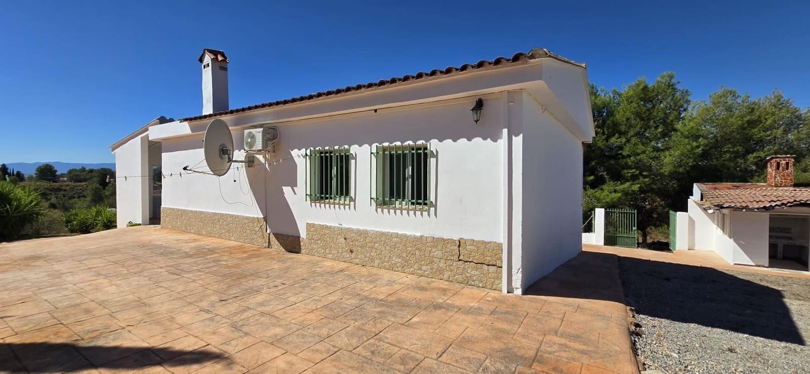 4 sypialnia Willa na sprzedaż w Villar del Arzobispo z basenem - 213 000 € (Ref: 10081252)