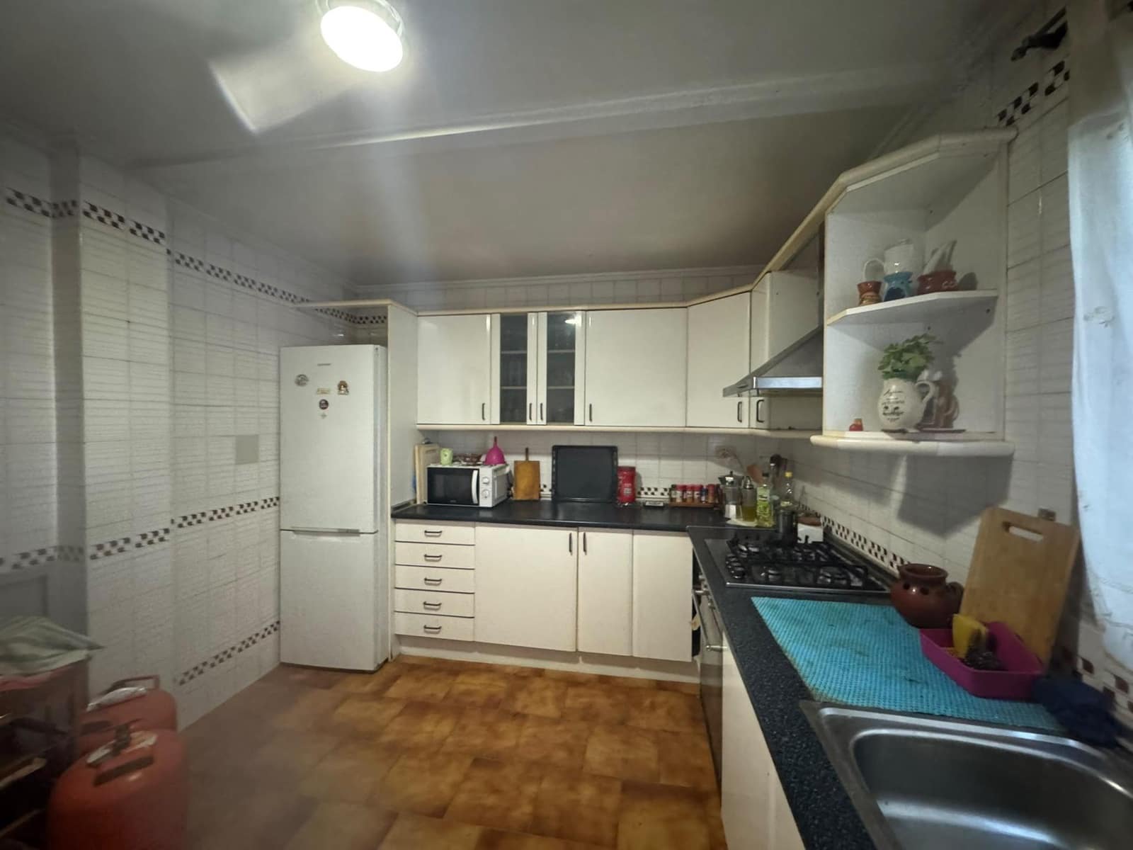 5 bedroom Villa for sale in Lliria with pool garage - € 295,000 (Ref: 10086172)
