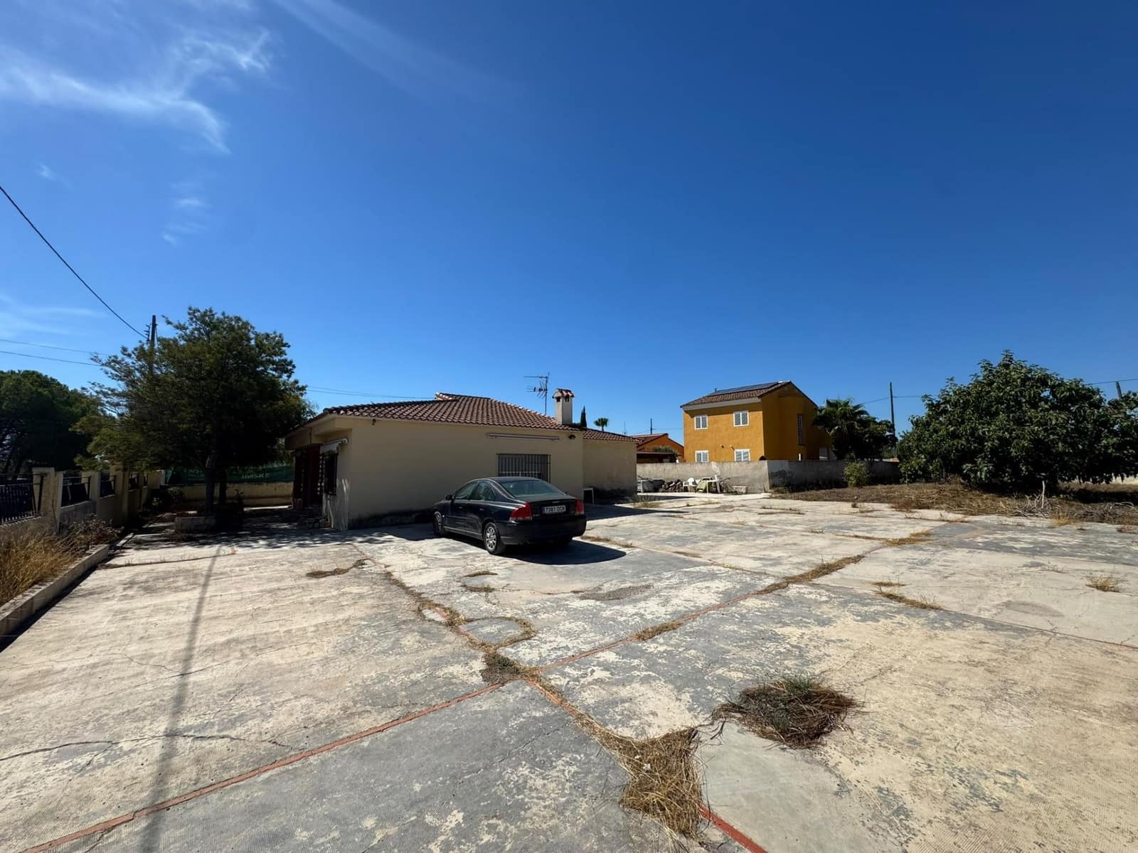5 bedroom Villa for sale in Lliria with pool garage - € 295,000 (Ref: 10086172)