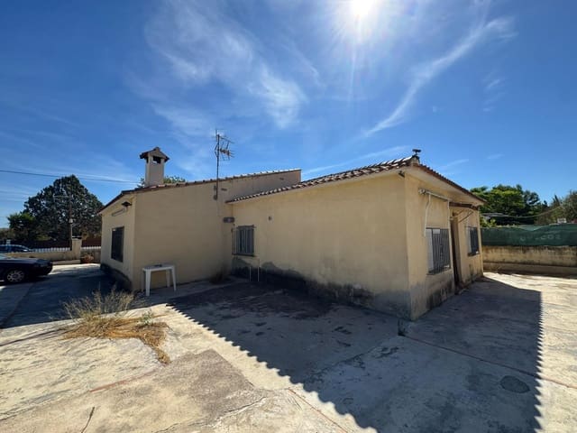 5 bedroom Villa for sale in Llíria with pool garage - € 295,000 (Ref: 10086172)