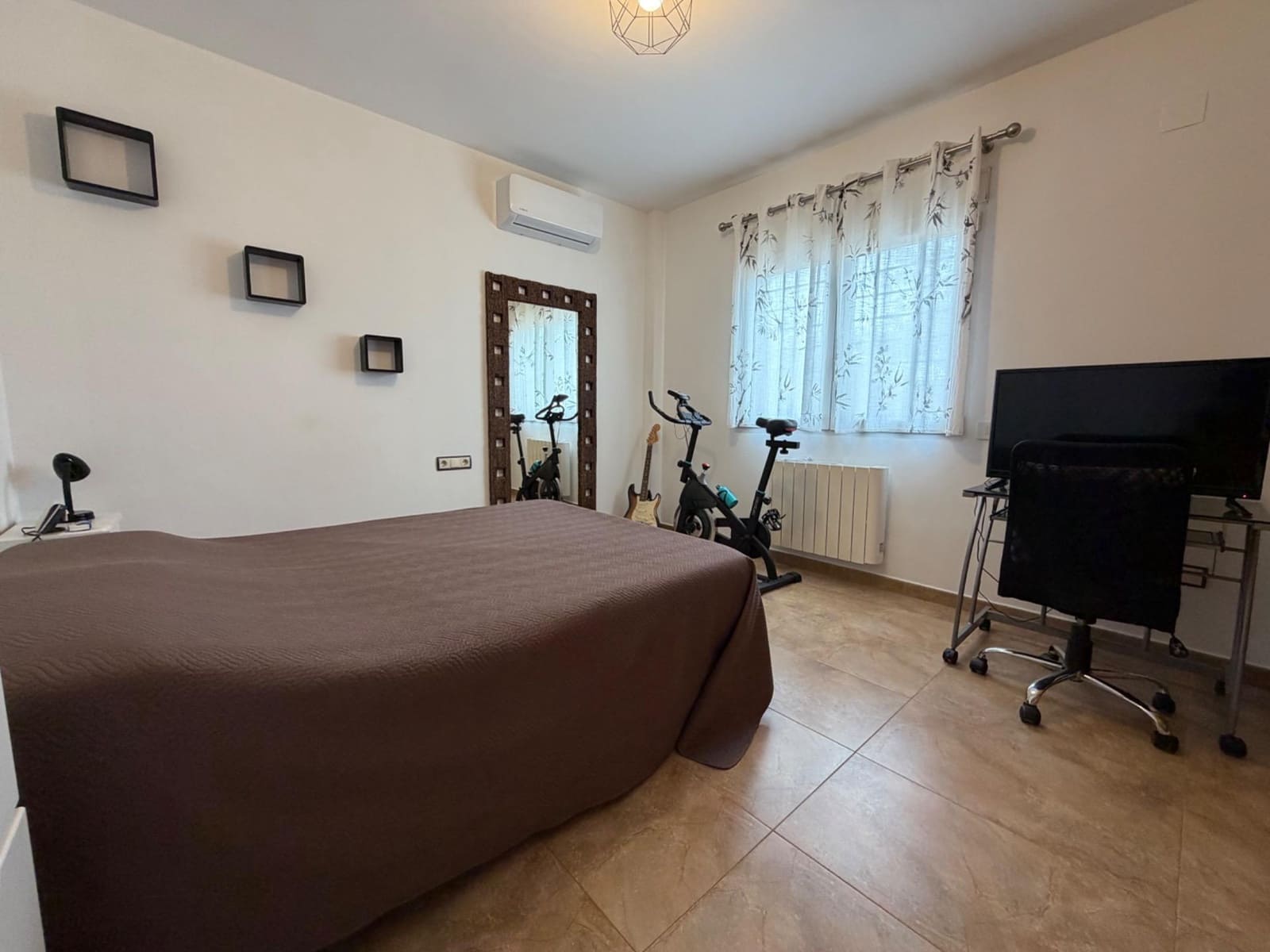 7 Zimmer Villa zu verkaufen in Marines mit Pool - 369.000 € (Ref: 10132035)