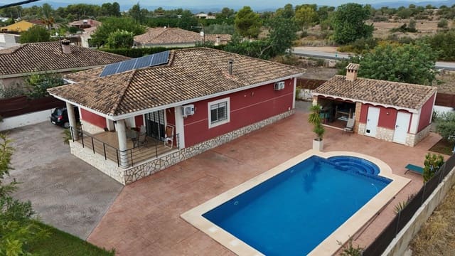 7 Zimmer Villa zu verkaufen in Marines mit Pool - 369.000 € (Ref: 10132035)