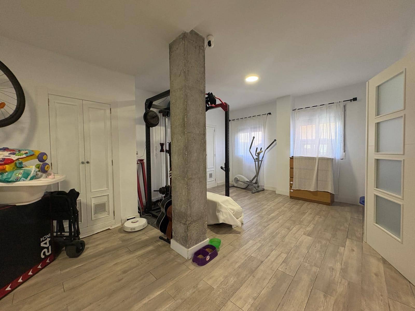2 bedroom Flat for sale in Casinos - € 120,000 (Ref: 10136089)