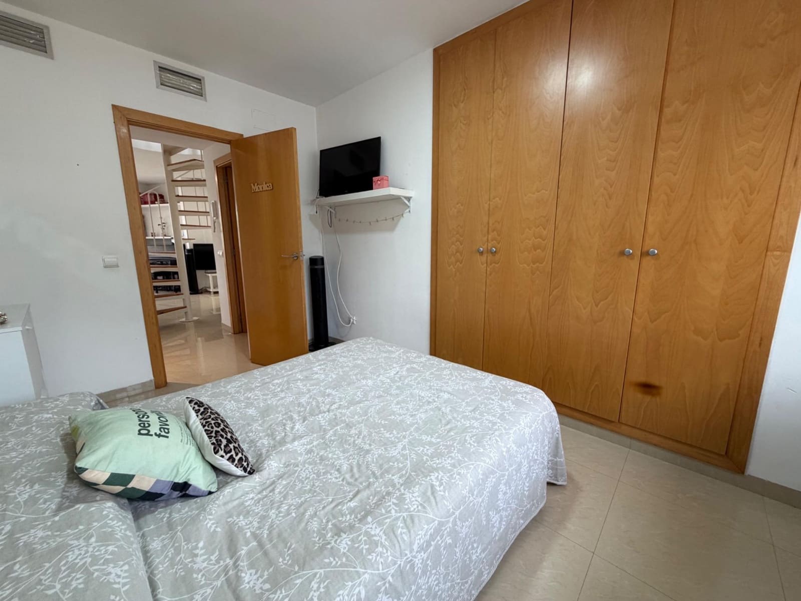 3 soveværelse Villa til salg i La Pobla de Vallbona med swimmingpool garage - € 390.000 (Ref: 10142649)