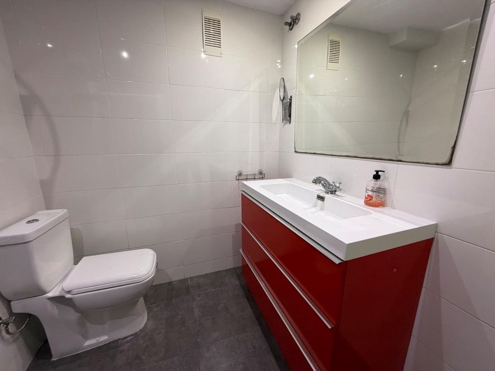 4 bedroom Flat for rent in Lliria - € 800 (Ref: 10157960)