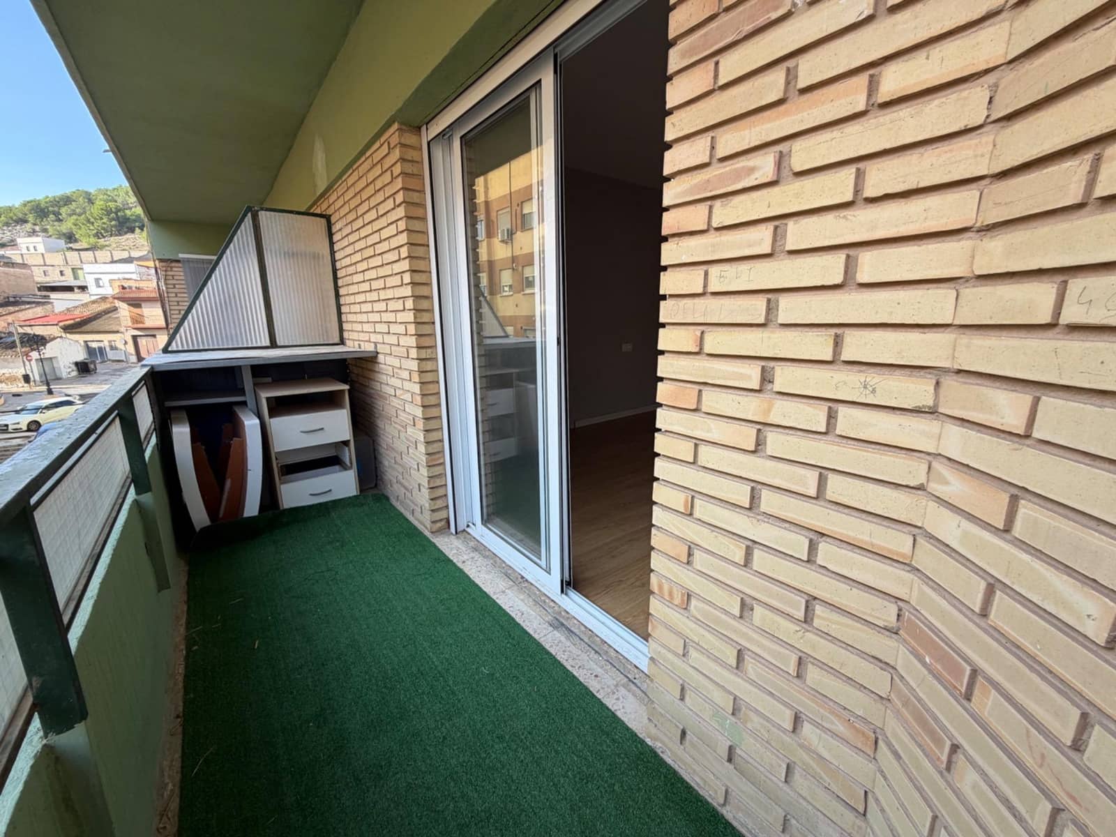 4 bedroom Flat for rent in Lliria - € 800 (Ref: 10157960)