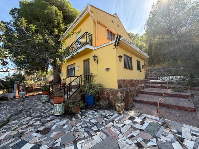 3 soverom Villa til salgs i Casinos med svømmebasseng - € 125 000 (Ref: 10165067)