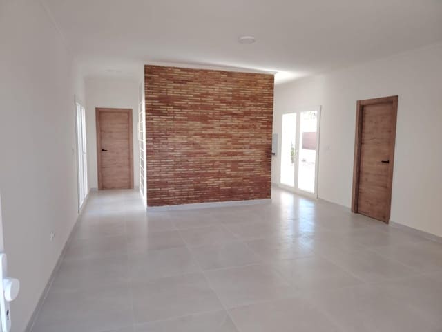 3 bedroom Villa for sale in Llíria with pool - € 280,000 (Ref: 10177180)