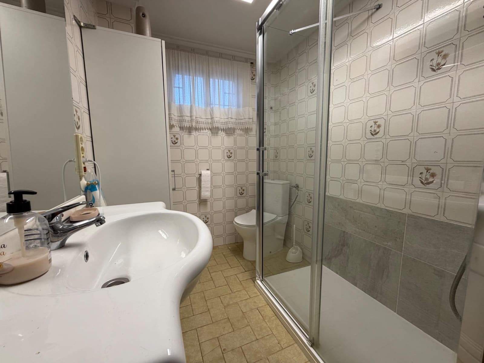 4 bedroom Villa for sale in Lliria with pool - € 240,000 (Ref: 10177181)