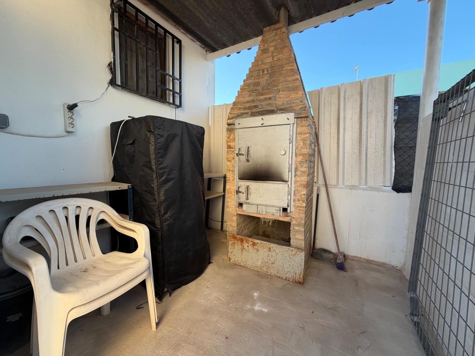 4 bedroom Villa for sale in Lliria with pool - € 240,000 (Ref: 10177181)