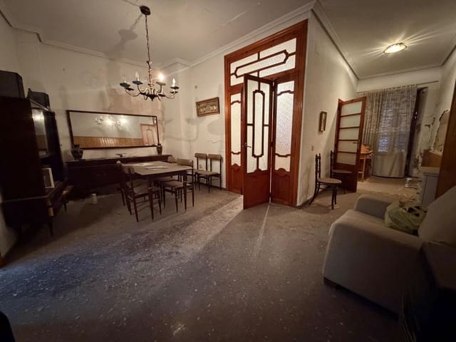 5 slaapkamer Huis te koop in Llíria - € 165.000 (Ref: 10180641)
