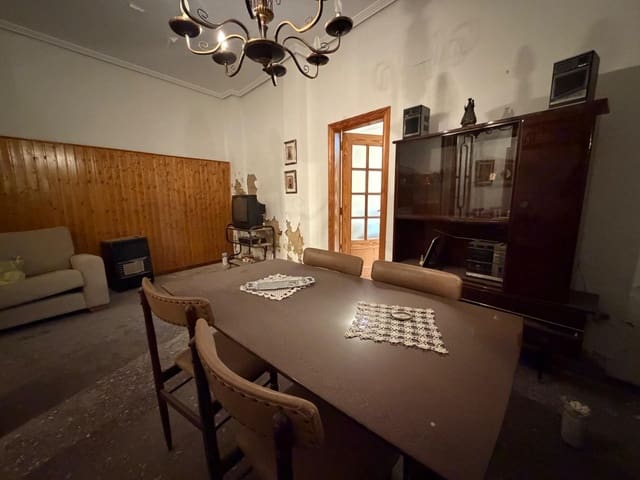 5 slaapkamer Huis te koop in Llíria - € 165.000 (Ref: 10180641)