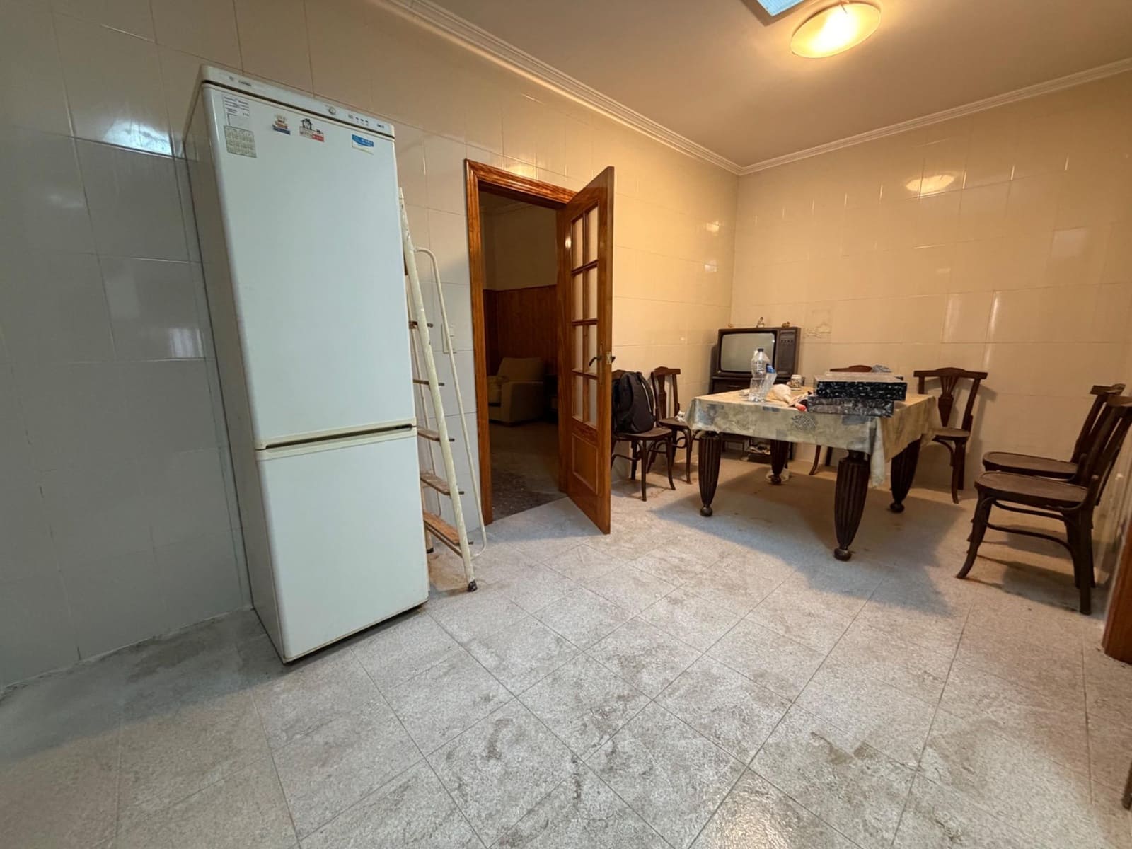 5 slaapkamer Huis te koop in Lliria - € 165.000 (Ref: 10180641)