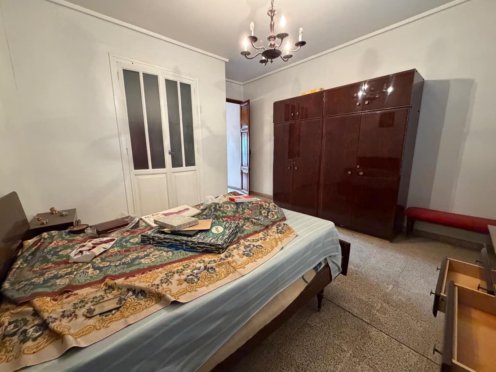 5 slaapkamer Huis te koop in Lliria - € 165.000 (Ref: 10180641)