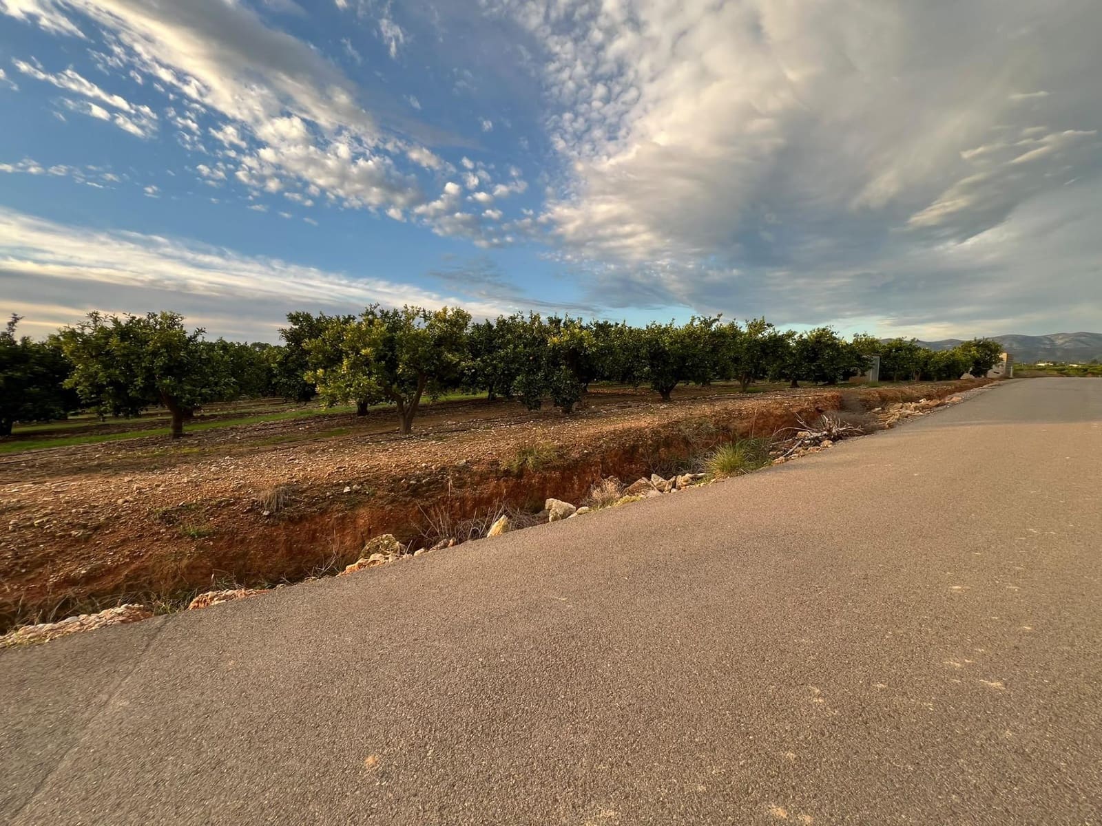 Grond te koop in Vilamarxant / Villamarchante - € 75.000 (Ref: 10183156)