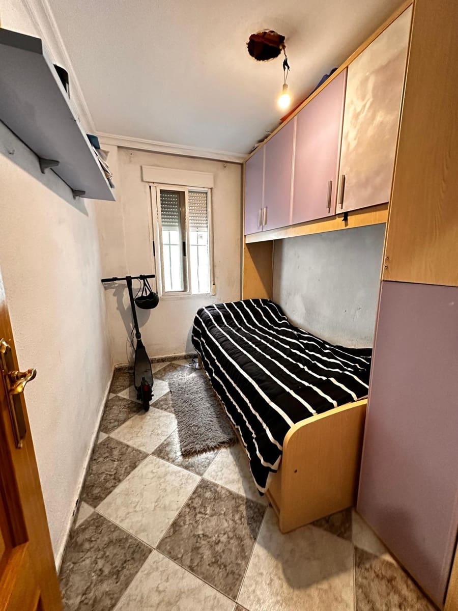 4 quarto Apartamento para venda em Lliria - 179 000 € (Ref: 10184977)