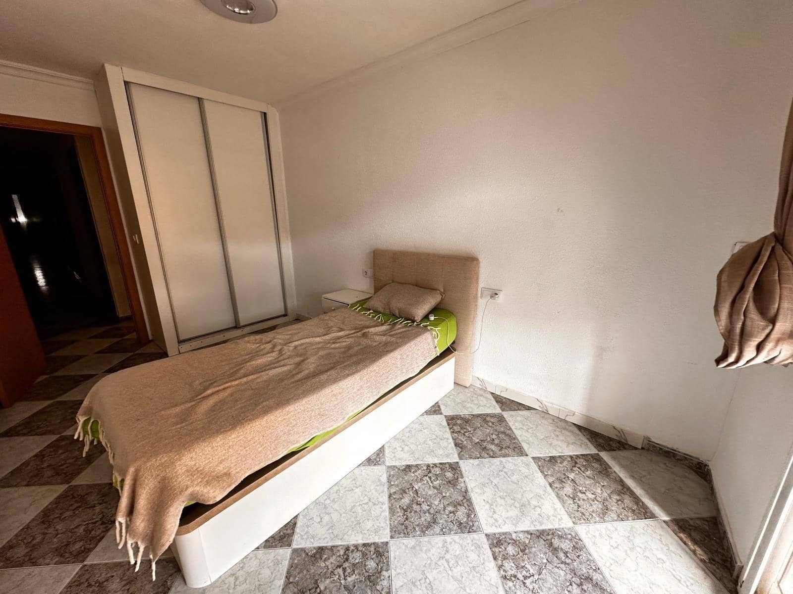 4 quarto Apartamento para venda em Lliria - 179 000 € (Ref: 10184977)