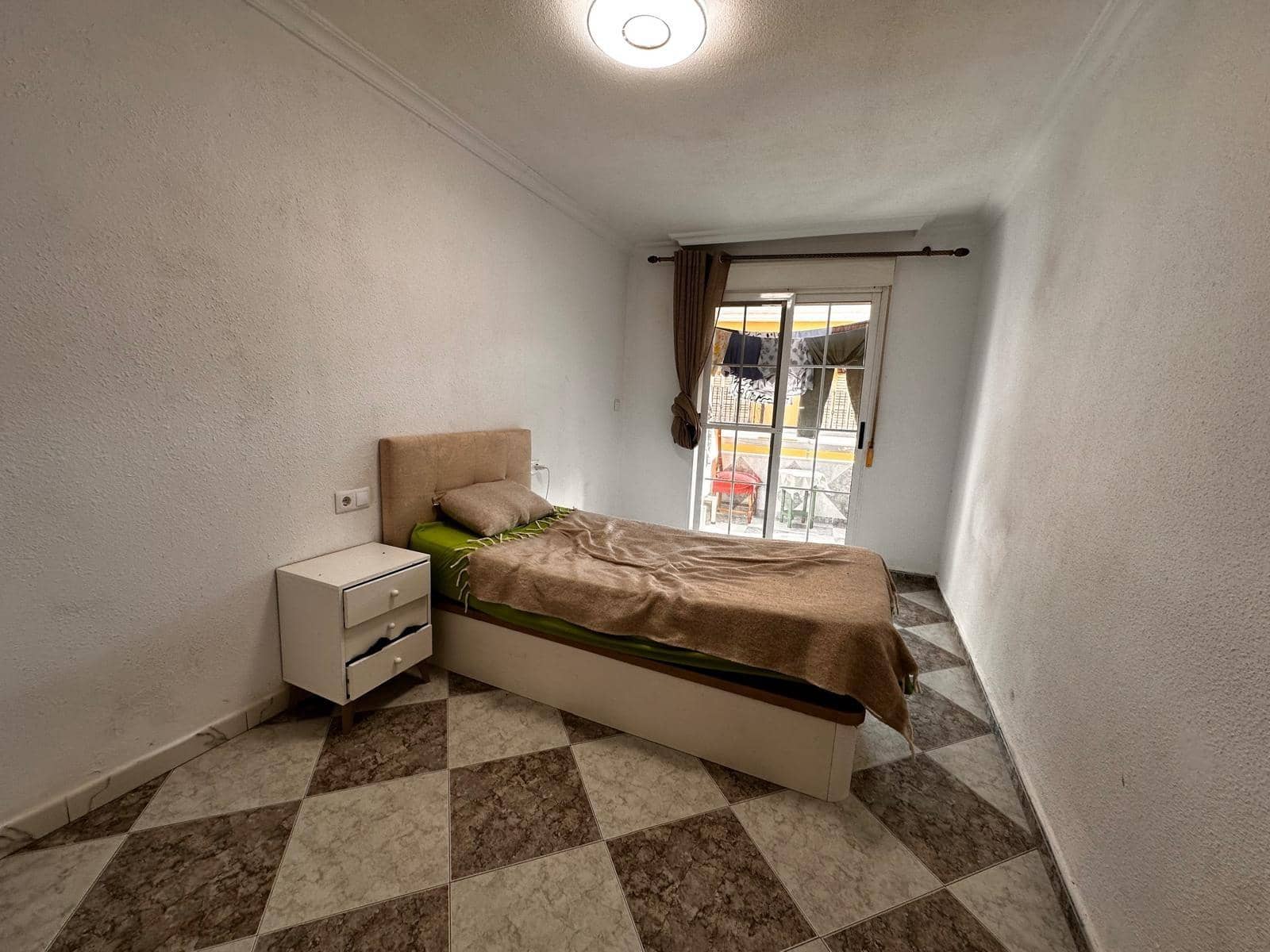 4 quarto Apartamento para venda em Lliria - 179 000 € (Ref: 10184977)