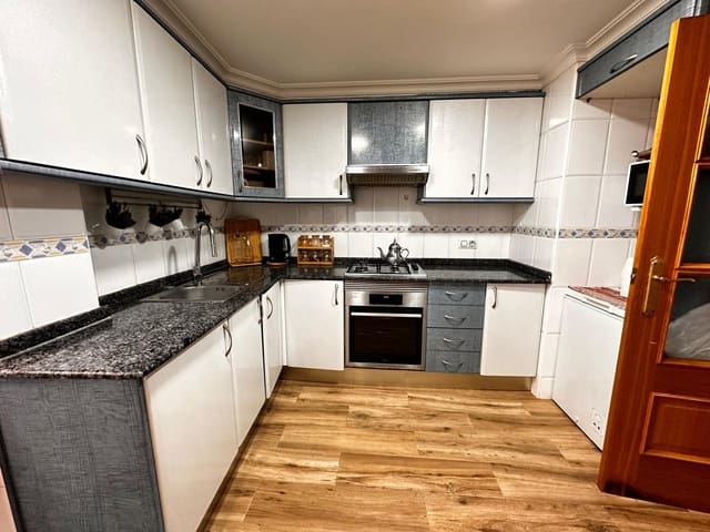 4 quarto Apartamento para venda em Llíria - 179 000 € (Ref: 10184977)
