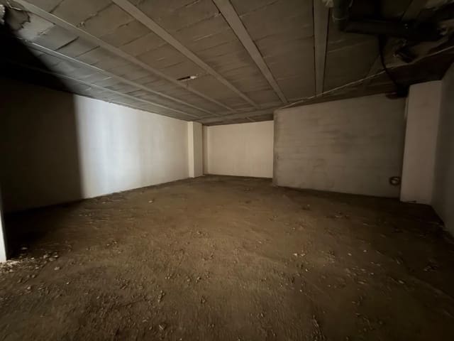 Komercyjne na sprzedaż w Llíria - 99 000 € (Ref: 2538971)