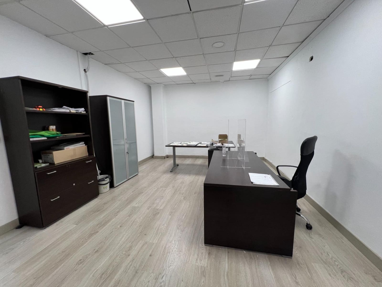 Erhverv til salg i La Pobla de Vallbona - € 115.000 (Ref: 2539165)