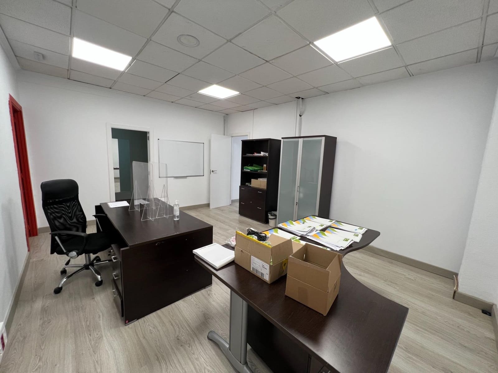 Erhverv til salg i La Pobla de Vallbona - € 115.000 (Ref: 2539165)