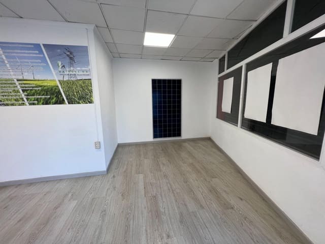 Komercyjne na sprzedaż w La Pobla de Vallbona - 115 000 € (Ref: 2539165)