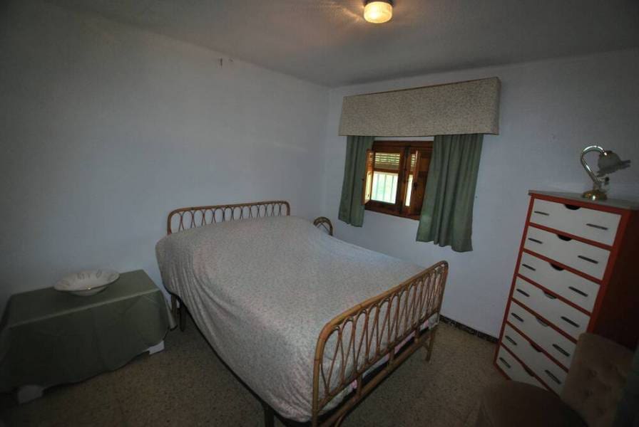 3 quarto Moradia para venda em Casinos com piscina - 125 000 € (Ref: 6162117)