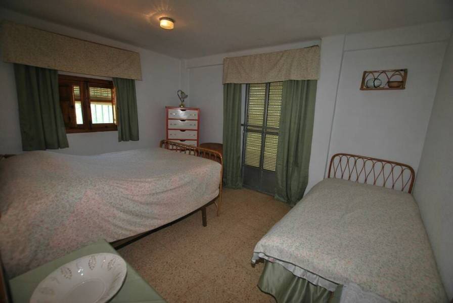 3 quarto Moradia para venda em Casinos com piscina - 125 000 € (Ref: 6162117)