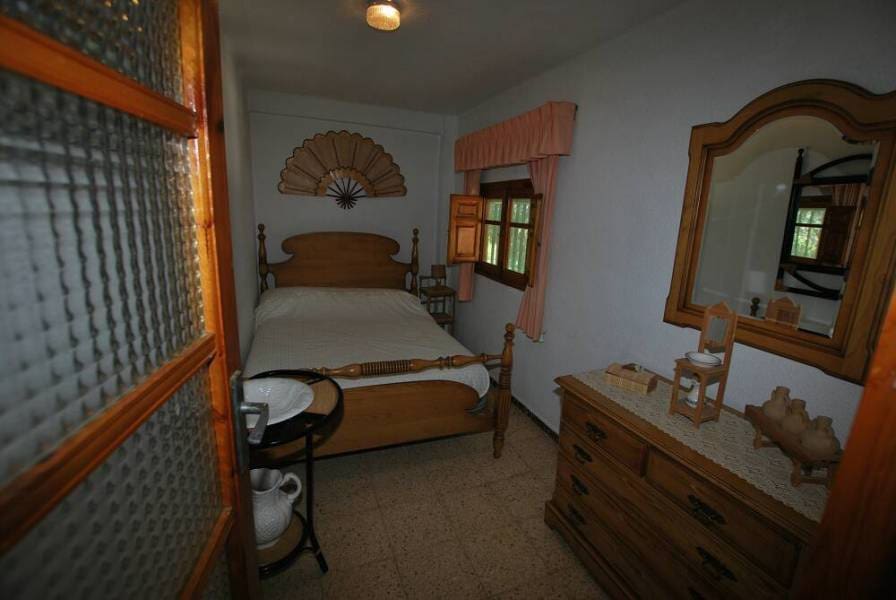 3 quarto Moradia para venda em Casinos com piscina - 125 000 € (Ref: 6162117)