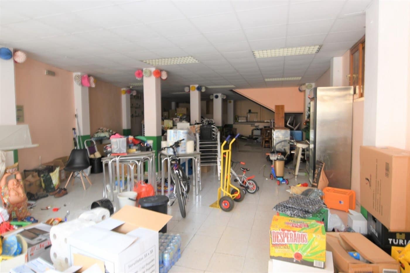Kommersiell til salgs i Lliria - € 70 000 (Ref: 6162248)