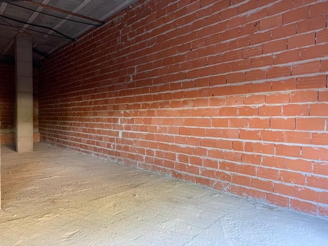 Commercial for sale in Llíria - € 60,000 (Ref: 6162309)