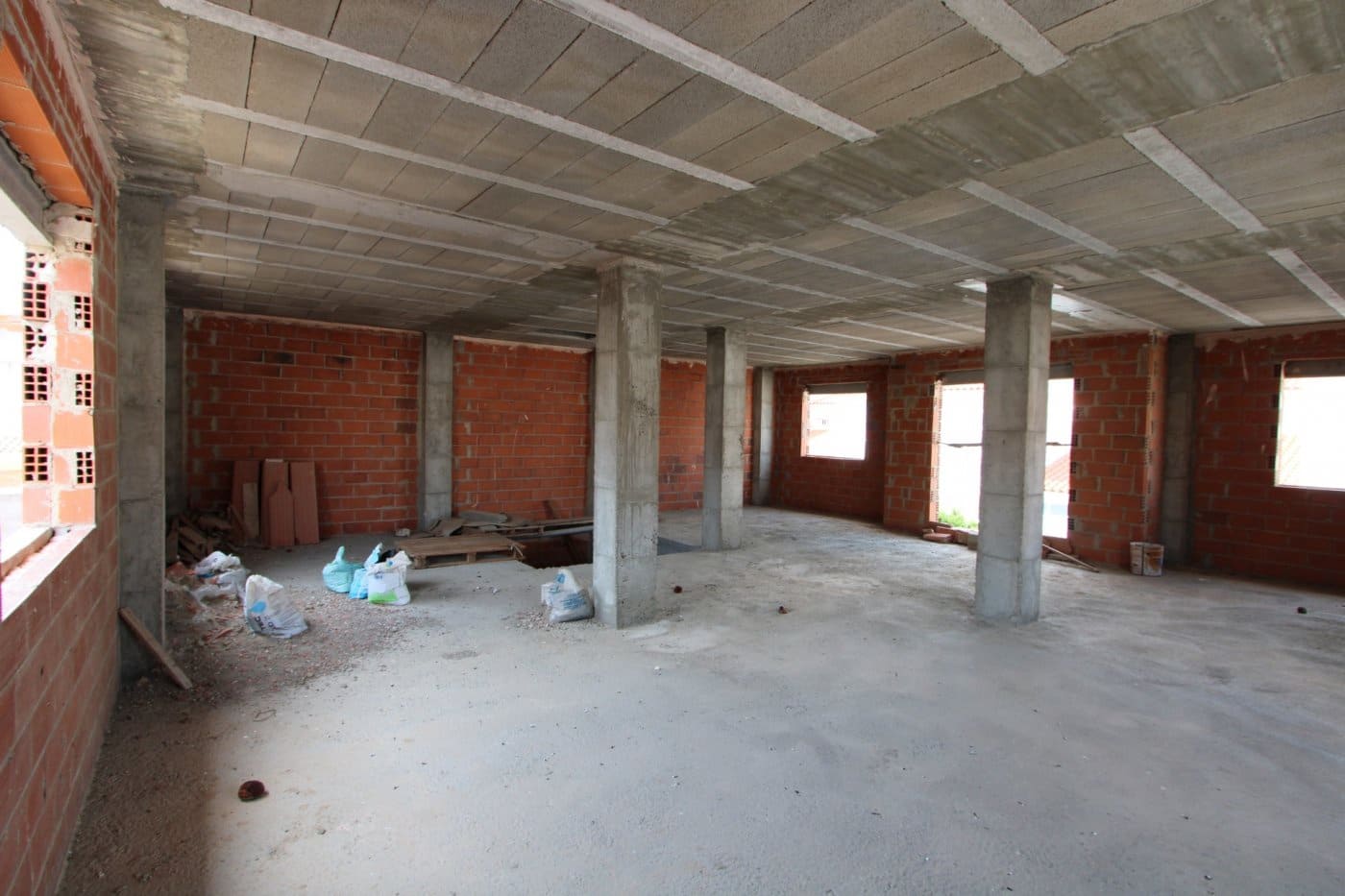 4 soverom Hus til salgs i Marines - € 150 000 (Ref: 6838375)