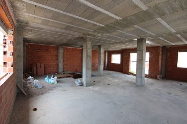 4 soveværelse Byhus til salg i Marines - € 150.000 (Ref: 6838375)