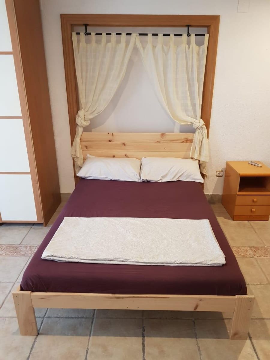 5 soveværelse Byhus til salg i Marines - € 350.000 (Ref: 7621377)