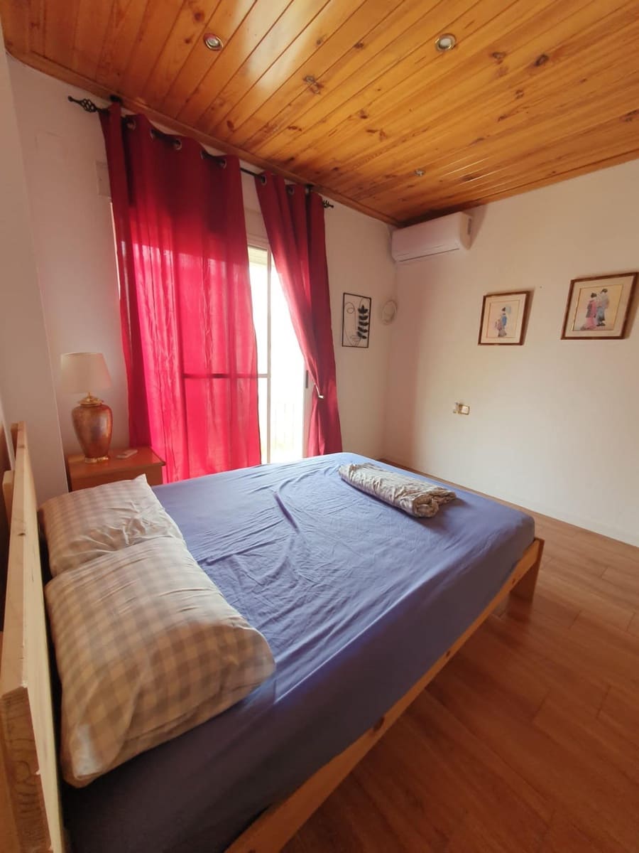 5 soveværelse Byhus til salg i Marines - € 350.000 (Ref: 7621377)