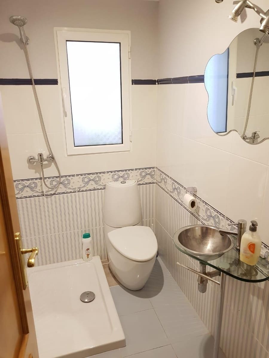 5 soveværelse Byhus til salg i Marines - € 350.000 (Ref: 7621377)