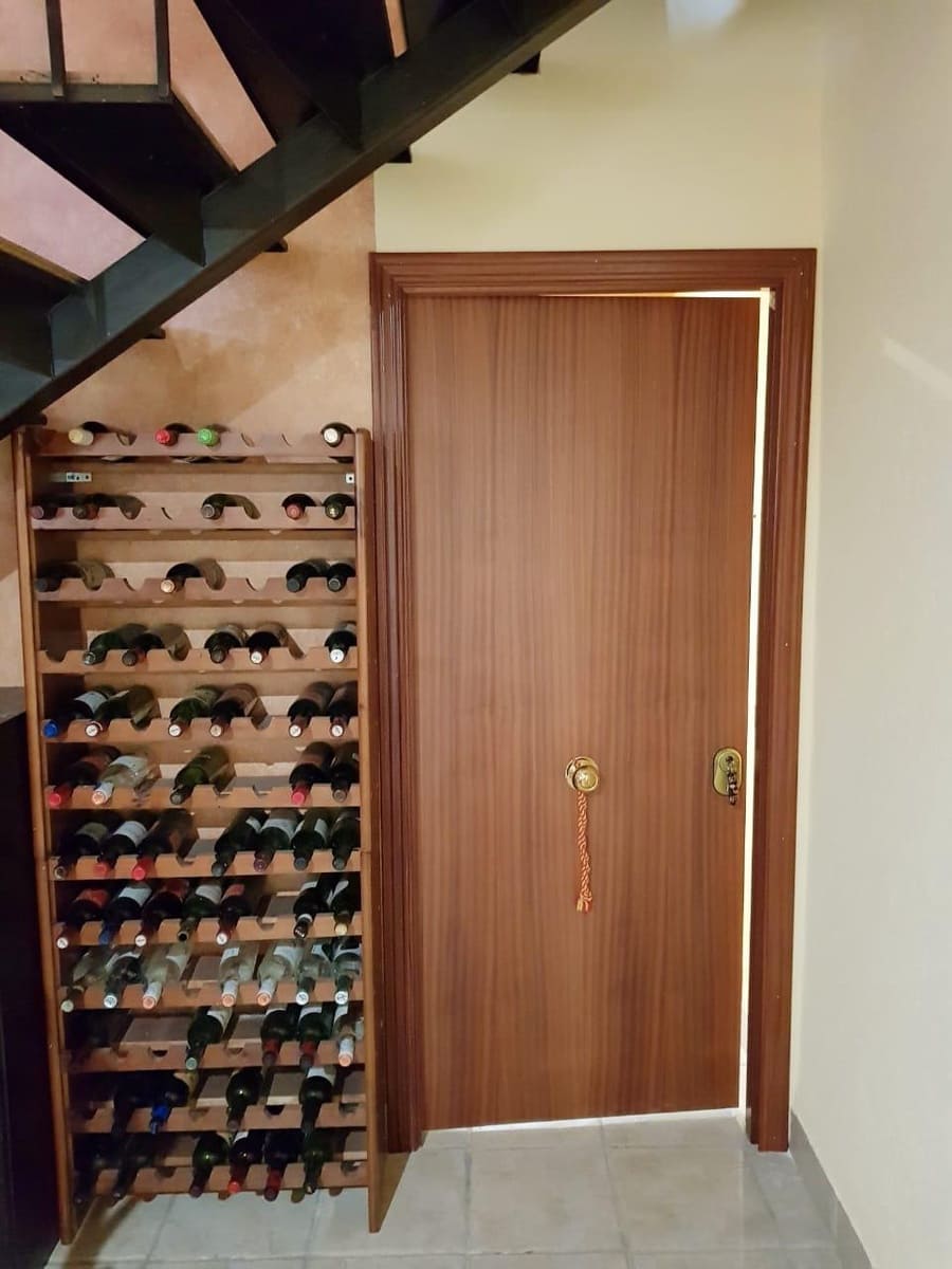 5 soveværelse Byhus til salg i Marines - € 350.000 (Ref: 7621377)