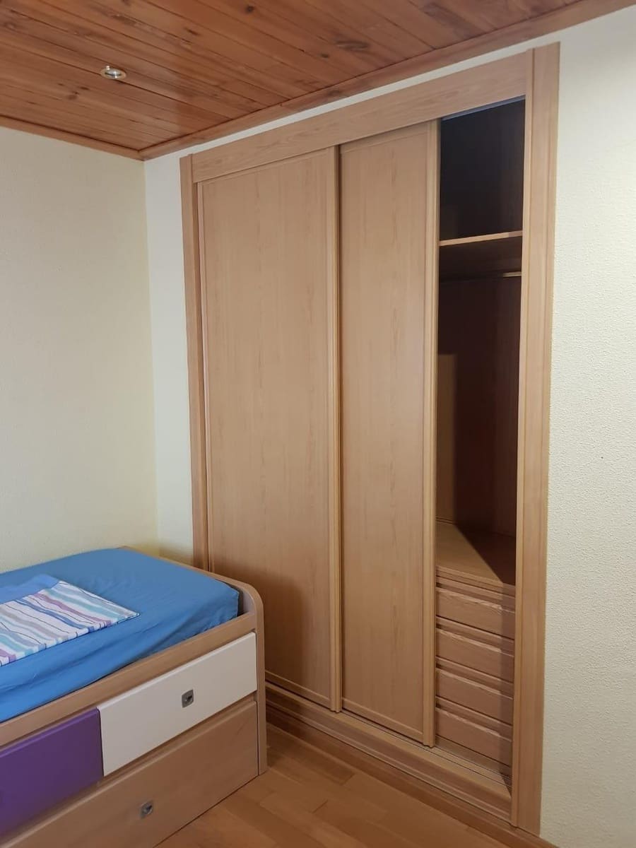 5 soveværelse Byhus til salg i Marines - € 350.000 (Ref: 7621377)