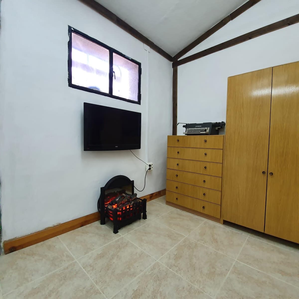 5 soveværelse Byhus til salg i Marines - € 350.000 (Ref: 7621377)