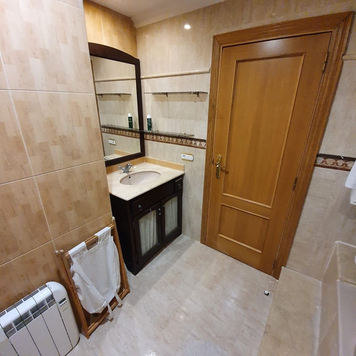 5 soveværelse Byhus til salg i Marines - € 350.000 (Ref: 7621377)