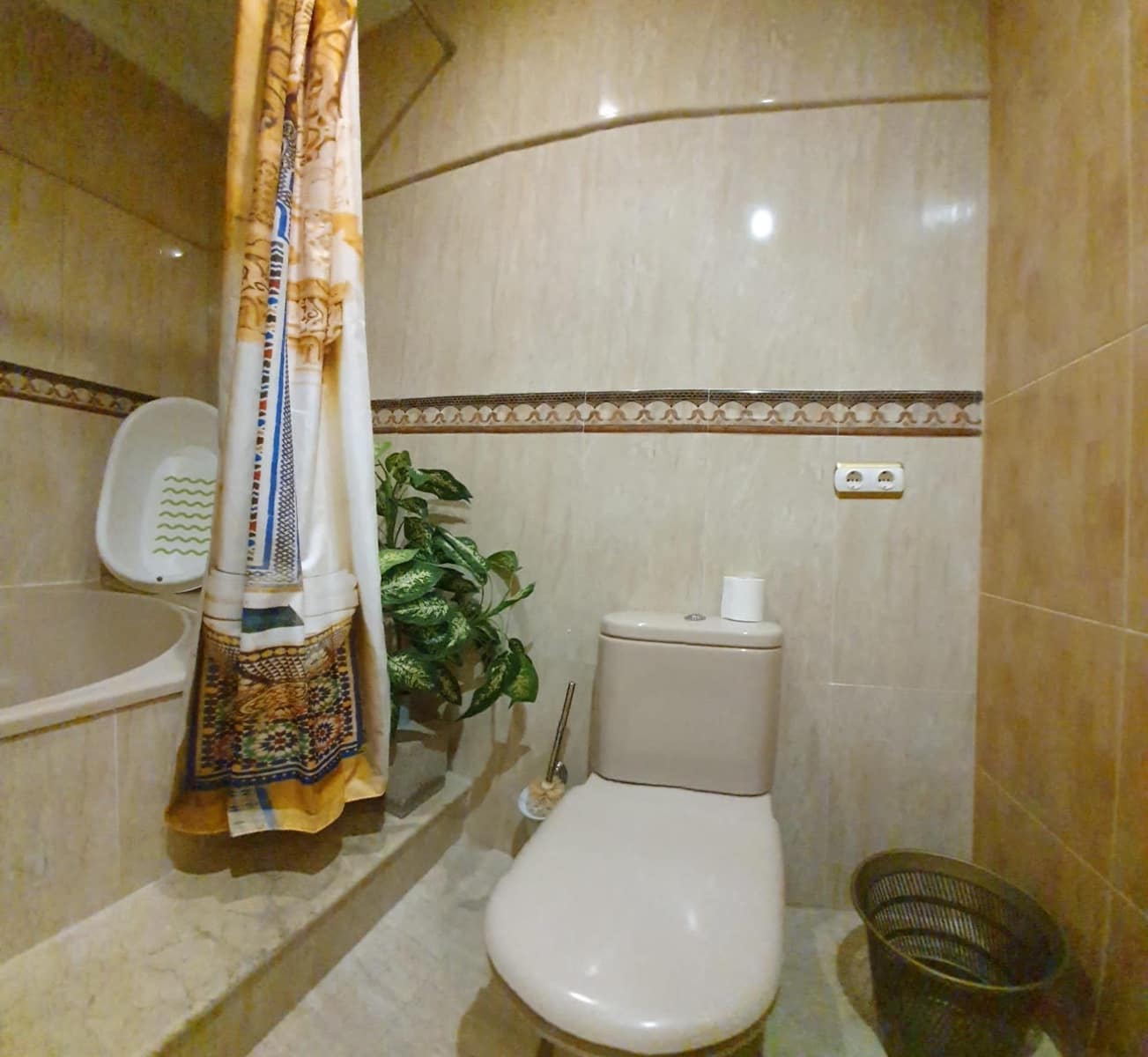 5 soveværelse Byhus til salg i Marines - € 350.000 (Ref: 7621377)