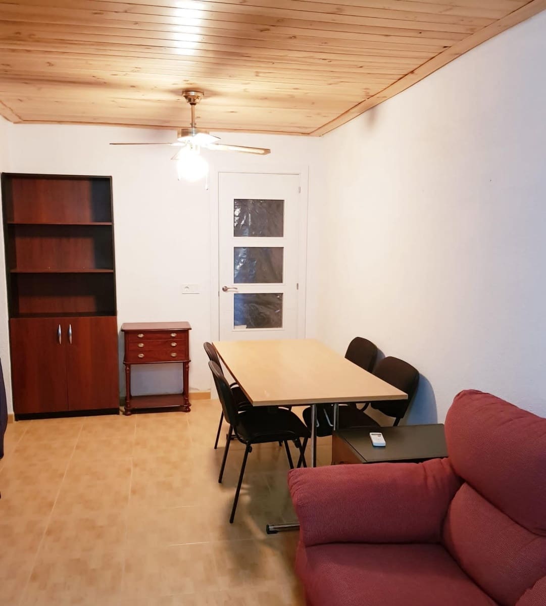 4 soveværelse Byhus til salg i Marines - € 425.000 (Ref: 7677403)