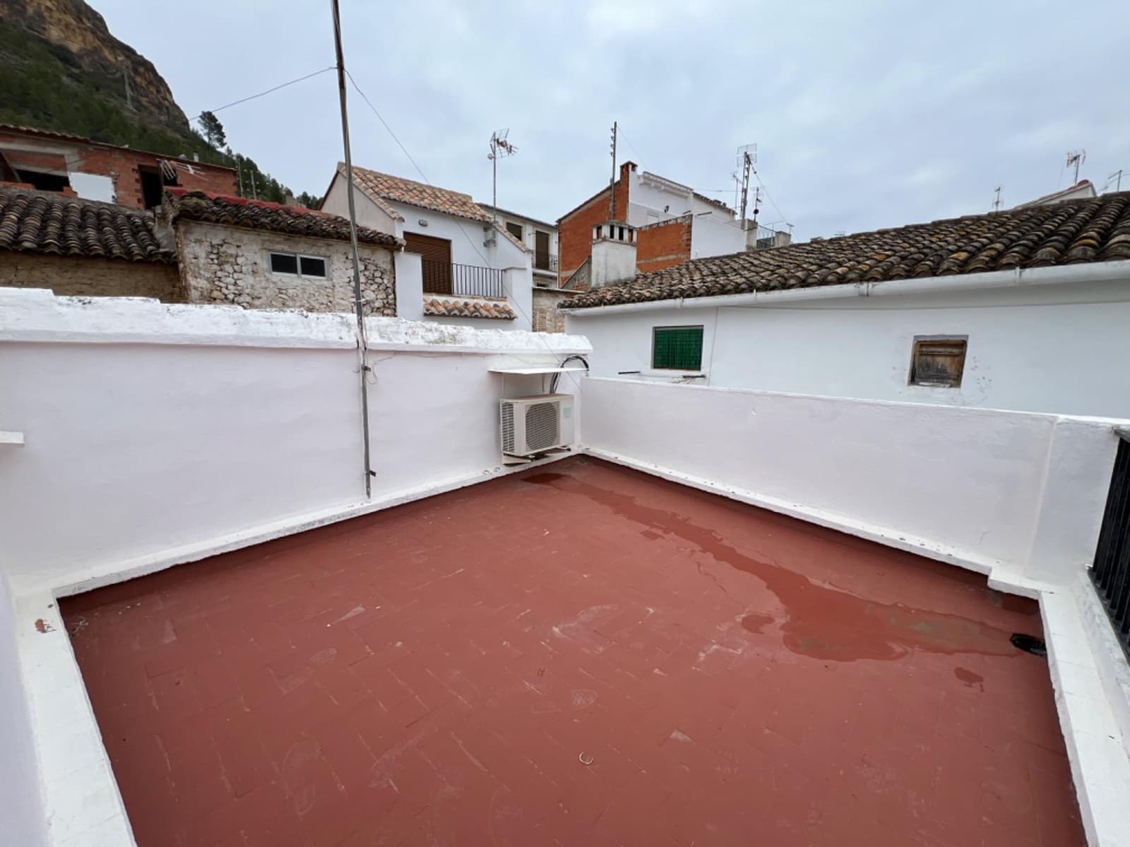 4 chambre Maison de Ville à vendre à Chulilla avec garage - 135 000 € (Ref: 8099748)