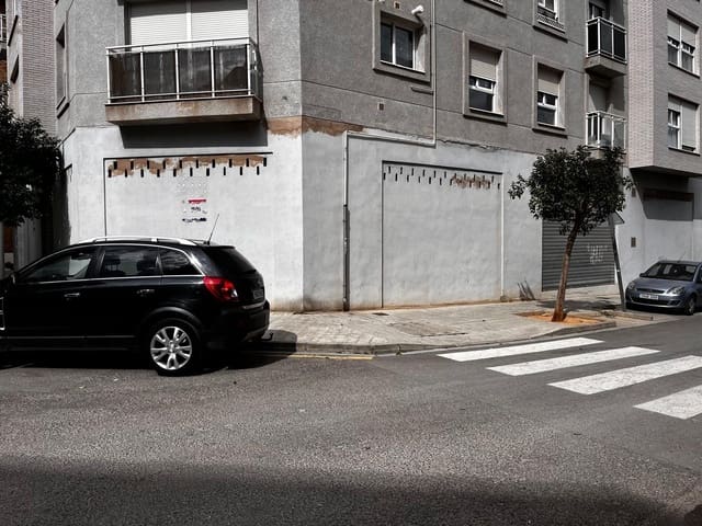 Commercial for sale in Llíria - € 90,000 (Ref: 8314137)